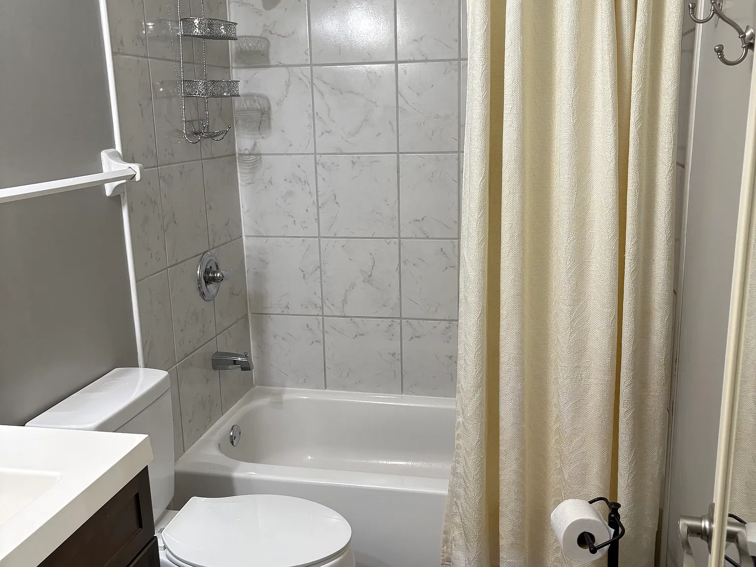 3 bed, 1398 sqft, $1,450 — Photo 4