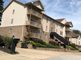 313 Townhouse Rd, Wheeling, WV 26003