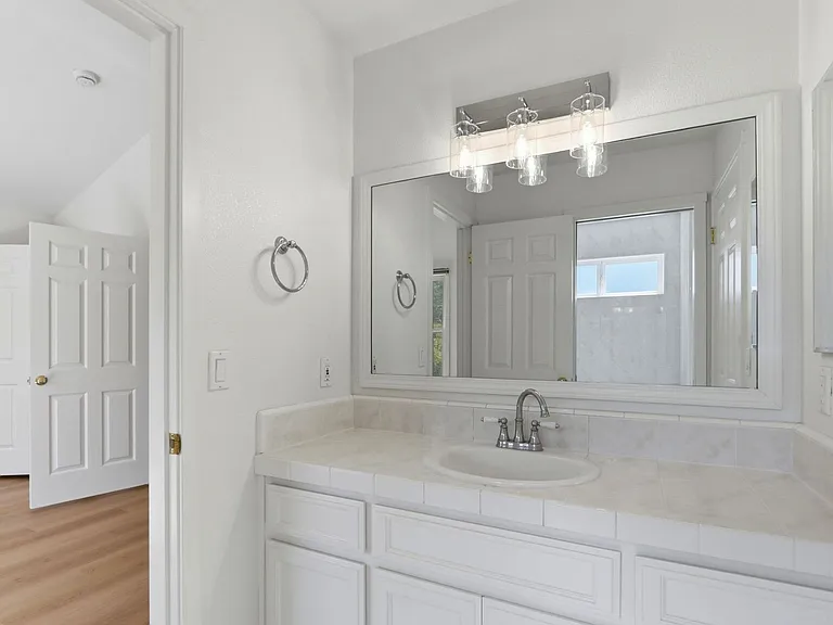 16073 Shannon Rd — Photo 16