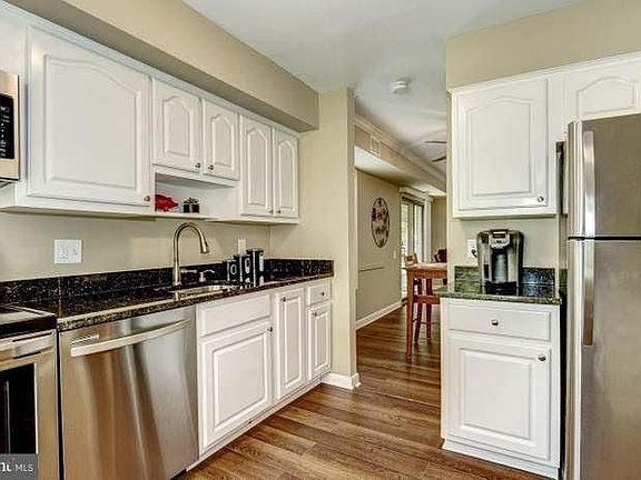 4th image of 1704 Dogwood Dr