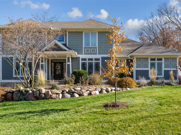 36502 Deerfield Dr, Cumming, IA 50061