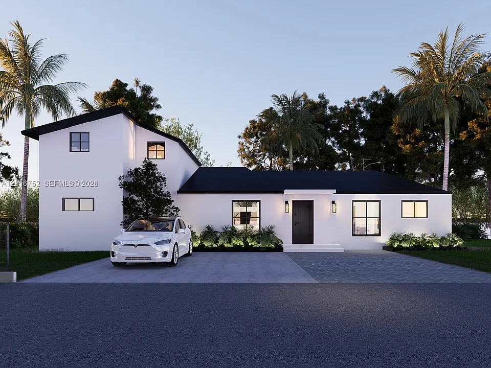 4746 NW 10th Ave