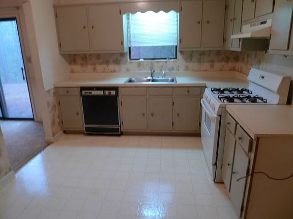 2nd image of 4638 Jamerson Creek Dr