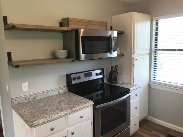 558 Pin Hook Rd, Spring City, TN 37381