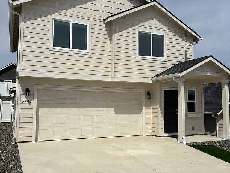 3702 S Penn Pl — Photo 2