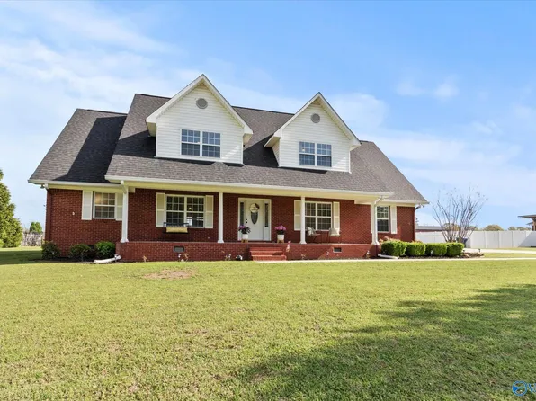 1032 E Main St, Albertville, AL 35951
