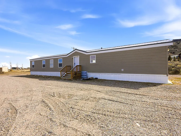1178 Twin Butte Rd — Photo 2