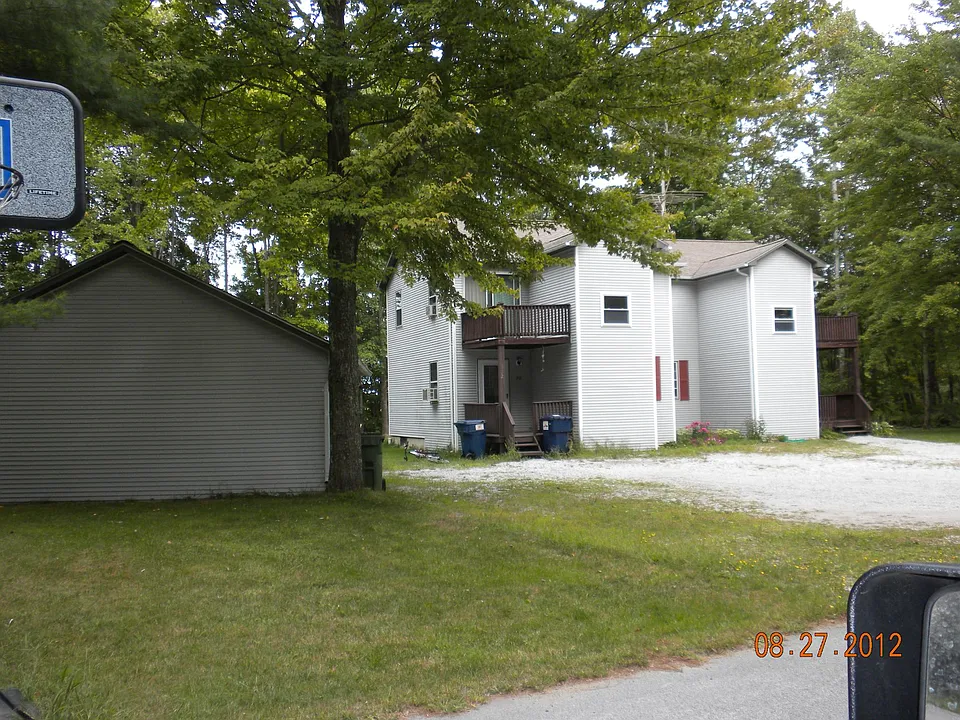 332 Darlene Dr