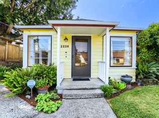 2226 N Sumner St, Portland, OR 97217