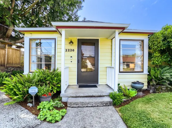 2226 N Sumner St, Portland, OR 97217