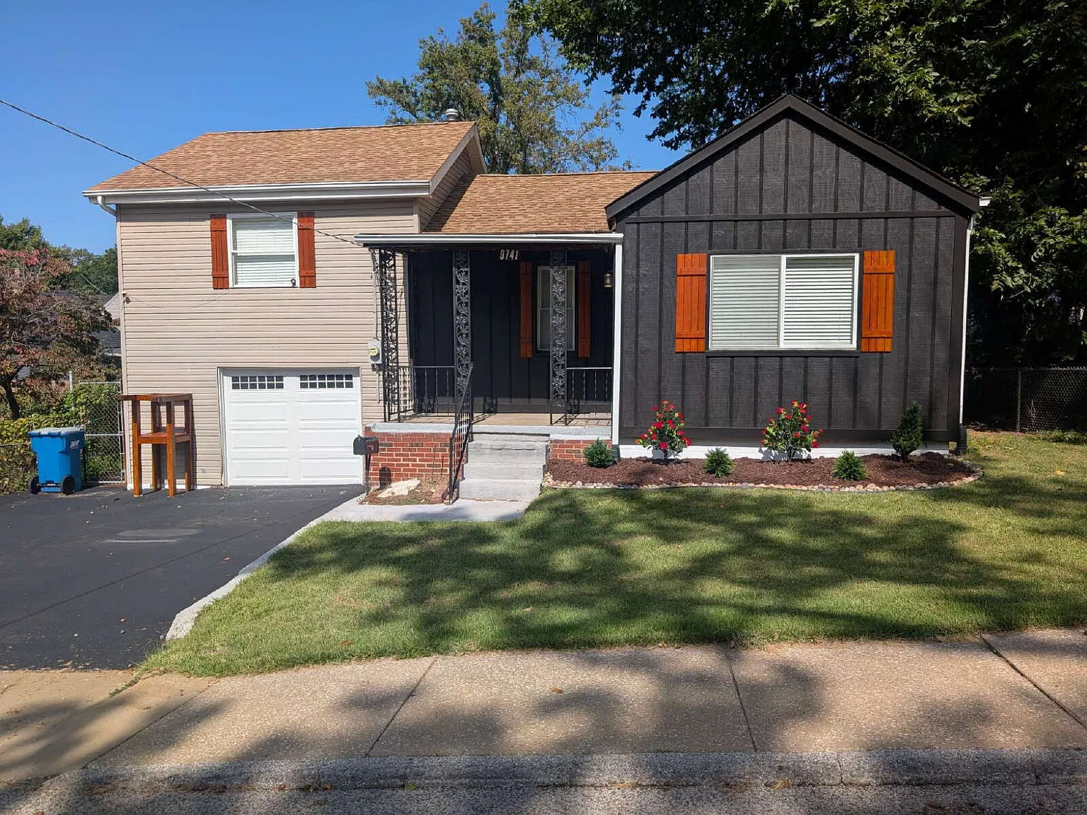 2 bed, 1.5 bath, 1080 sqft, $1,550 — Photo 1