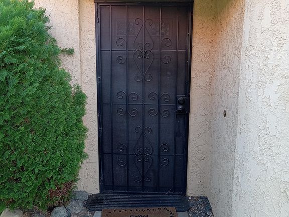 3rd image of 19135 Elm Dr