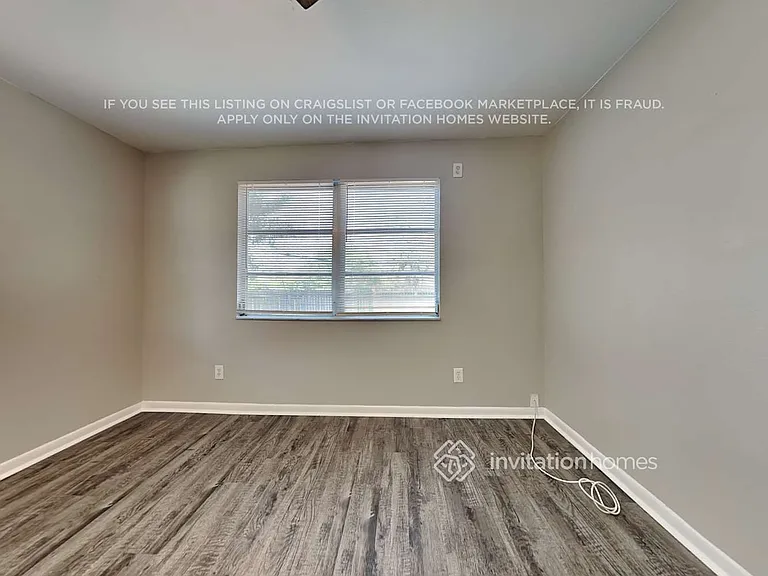 1510 Levern St — Photo 9