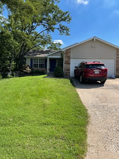 451 Westminster Dr