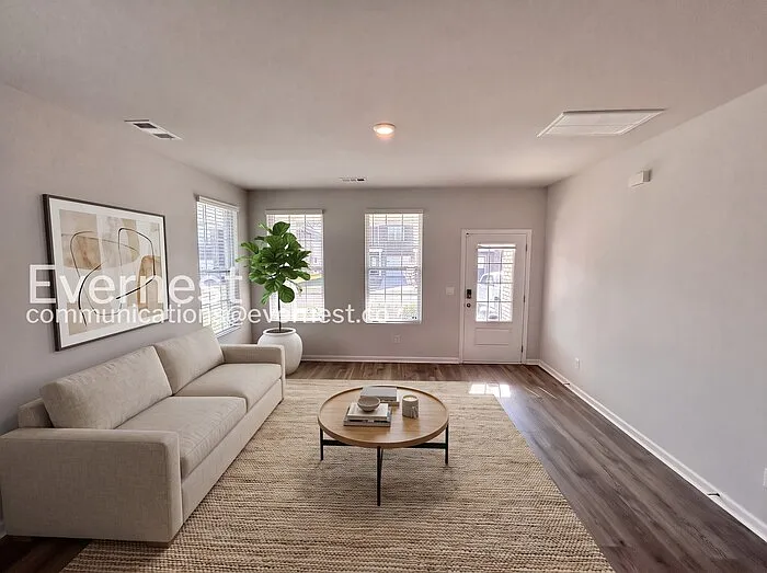 4 bed, 3.0 bath, 2064 sqft, $2,145 — Photo 3