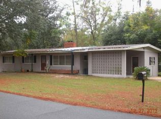 227 N Fern Dr, Leesburg, FL 34748