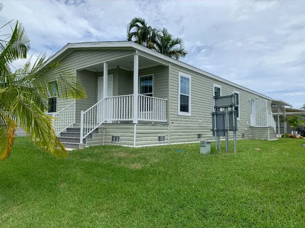 164 Plantation Boulevard, Lake Worth, FL 33467