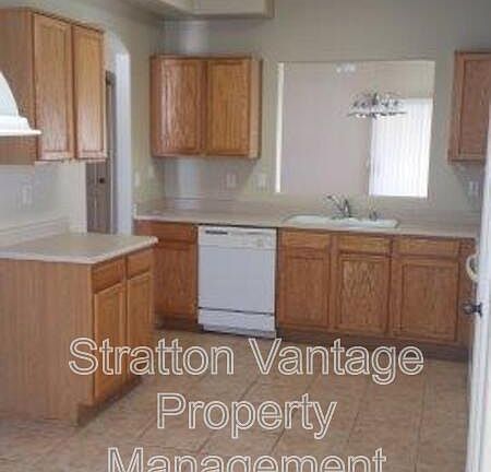 2nd image of 12942 W Voltaire Ave
