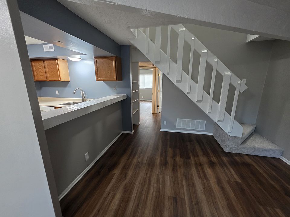 1st image of 3320 W 8th St APT B