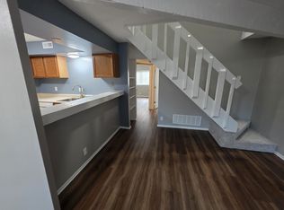 3320 W 8th St APT B, Lawrence, KS 66049