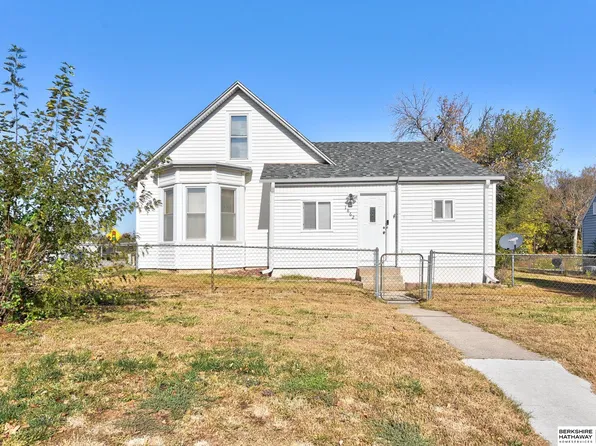1862 Park St, Blair, NE 68008