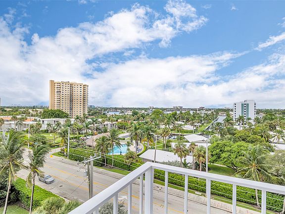 3rd image of 1010 S Ocean Boulevard #708