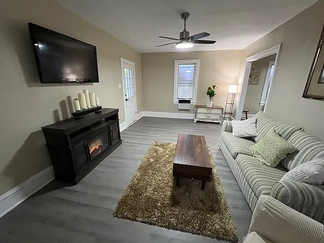 124 N Portland Ave #2 — Photo 8