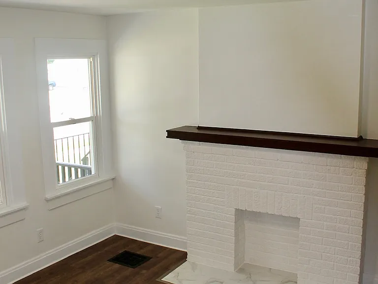 1829 S Champion Ave — Photo 8
