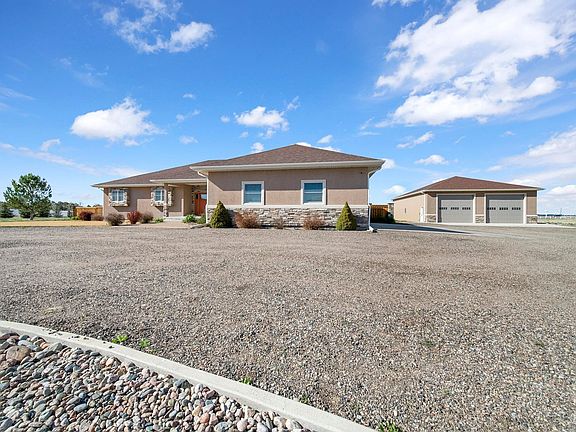 2nd image of 5 Trailside Dr
