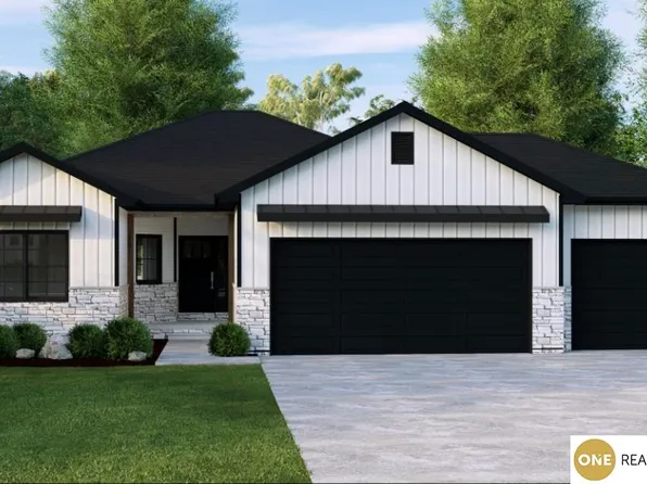 11671 S 124th St, Papillion, NE 68046