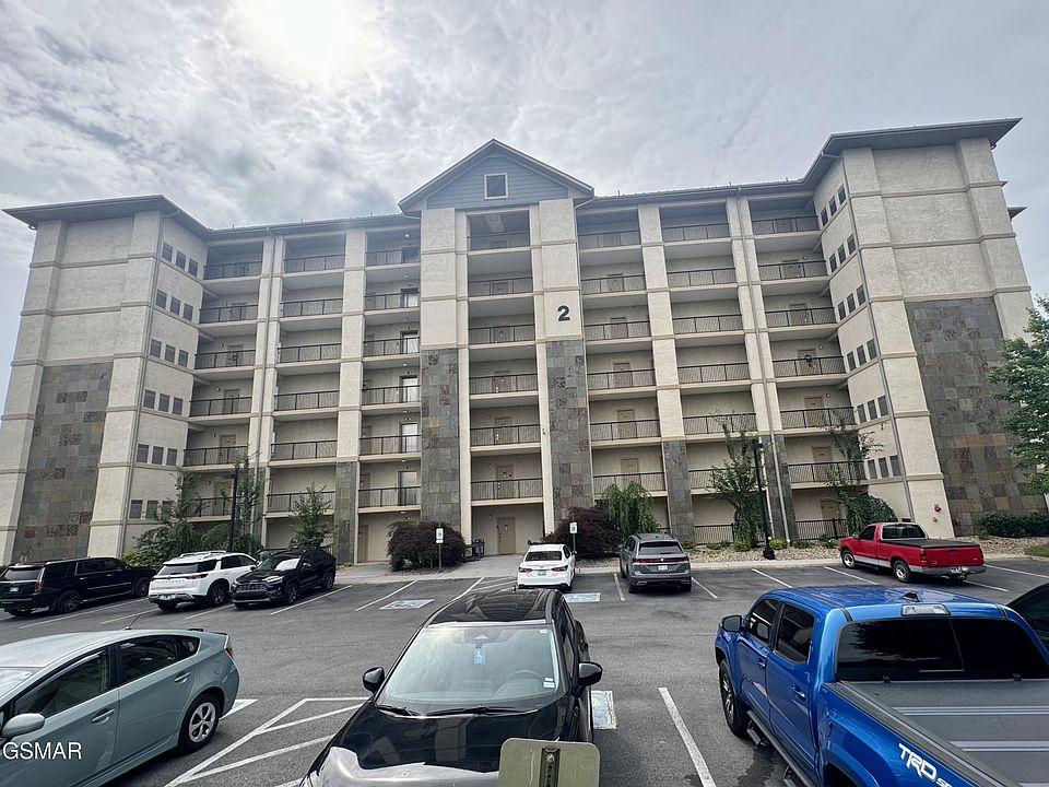 1st image of 124 Plaza Dr #2306