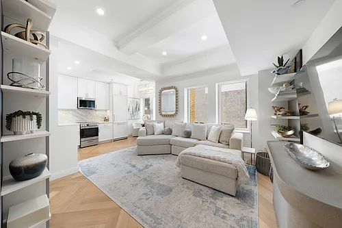 160 Central Park S Photo 1