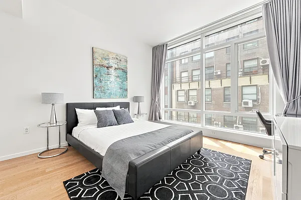 Bedroom, photo 1