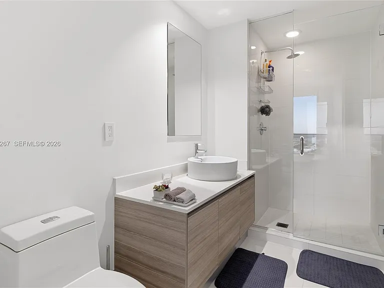 121 NE 34th St #2109 — Photo 9