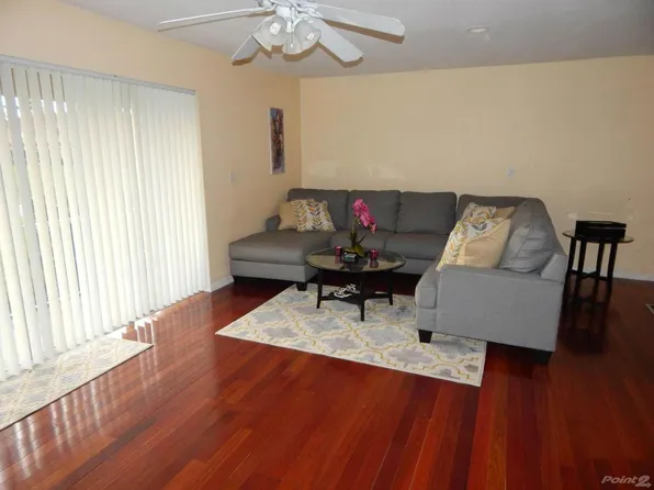 3089 Waddell Ave, West Palm Beach, FL 33411