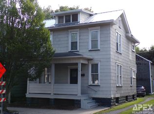 1106 Moore St, Huntingdon, PA 16652