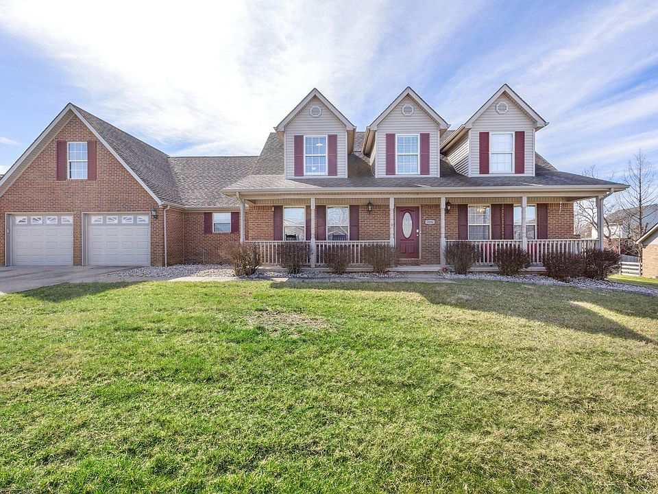 1st image of 306 General Smith Dr