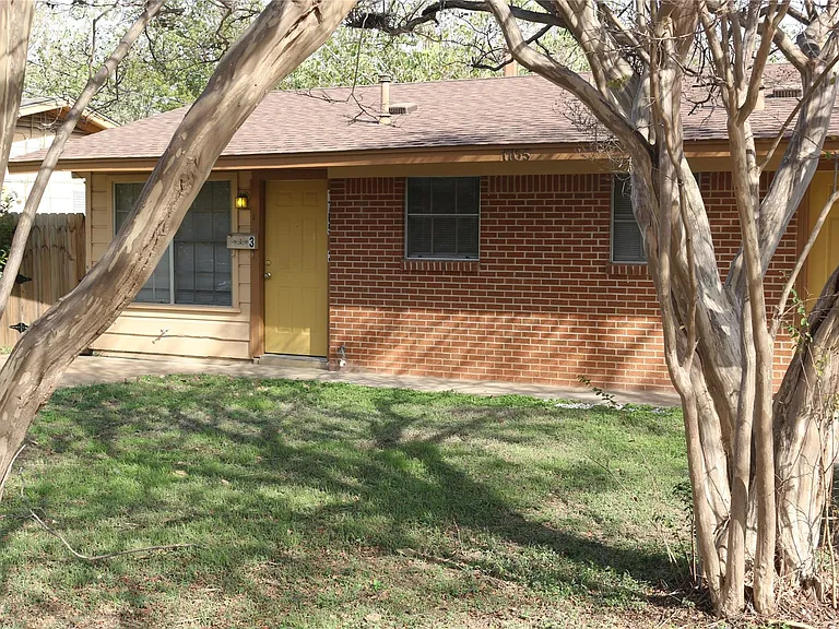 1705 Walnut St #3 — Photo 2