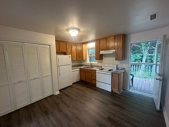 Kitchen with new Granite