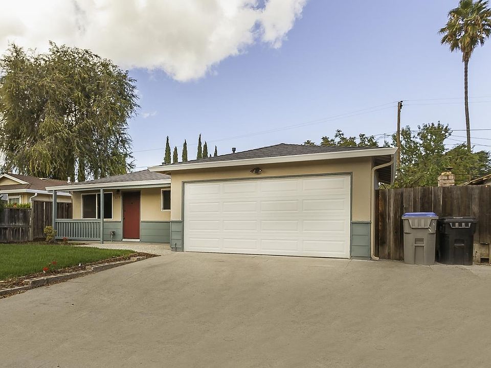 1st image of 615 Continental Dr