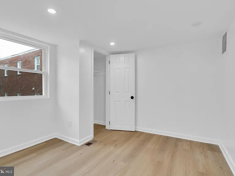 518 Oglethorpe St NE — Photo 55