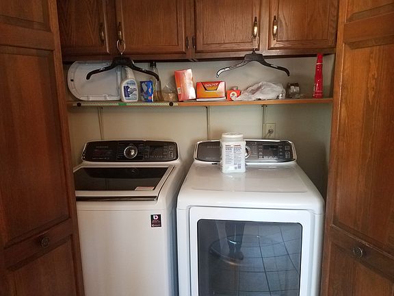 Laundry nook