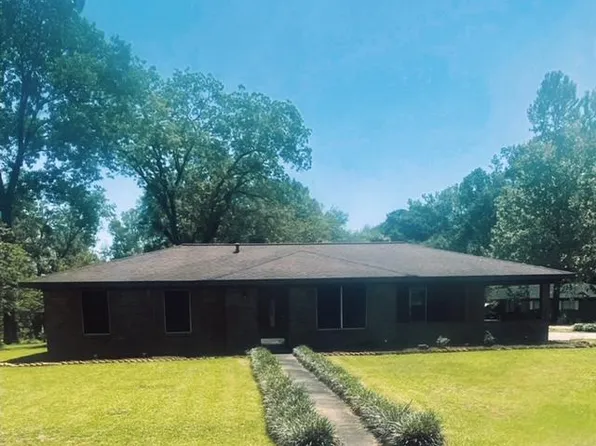 306 Mittie St, Collins, MS 39428