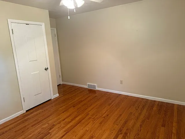 1026 Saint Louis St — Photo 18