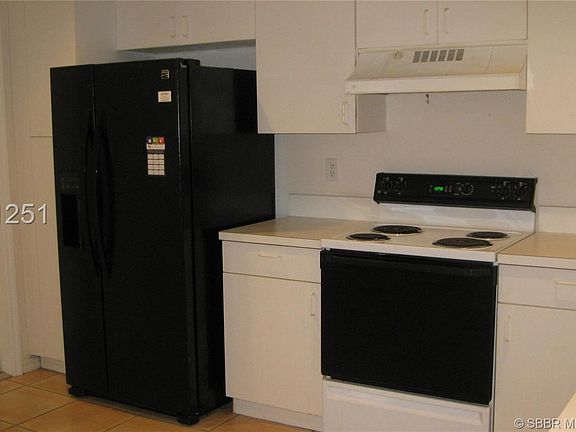 3rd image of 1348 Veracruz Ln