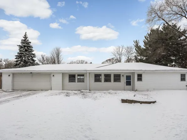 11901 Vintage St NW, Coon Rapids, MN 55433