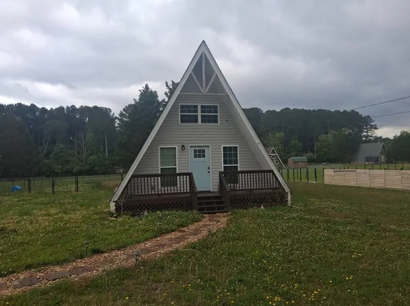205 Valley View Cir, Calhoun, GA 30701