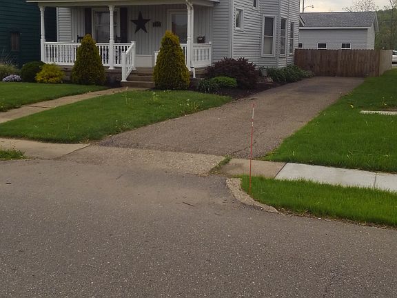 2nd image of 135 N Bodmer Ave