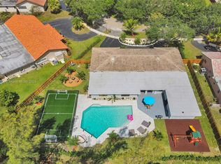 1960 SW 51st Ter, Fort Lauderdale, FL 33317