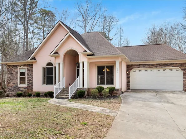 278 Blackjack Cove Rd, Westminster, SC 29693